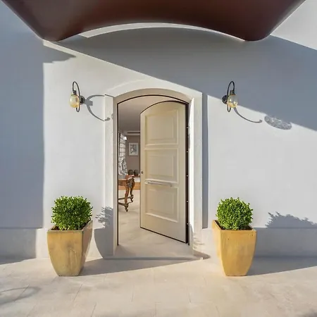 Vabriga Sleeps 10 With Pool Air Con And Wifi *