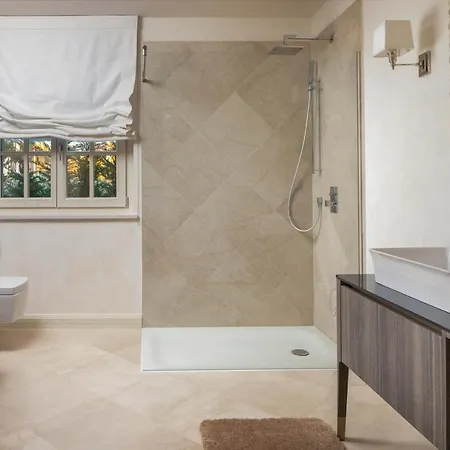 Vabriga Sleeps 10 With Pool Air Con And Wifi Tar-Vabriga